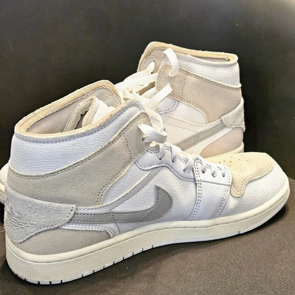 Nike Air Jordan 1 High OG DM9652‑120 Vachetta Tan Sail Orewood Inside Out Mens 9
